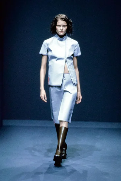 Look 49